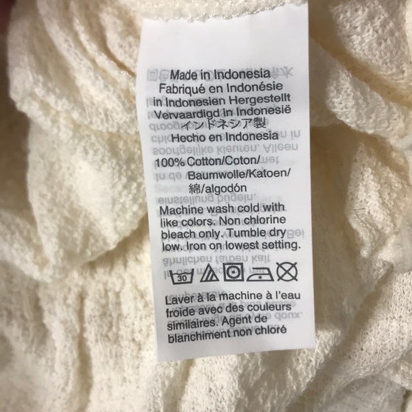 Madewell Top with Elastic Collar and Hem (M,L, Xl) - Picture 5 of 5